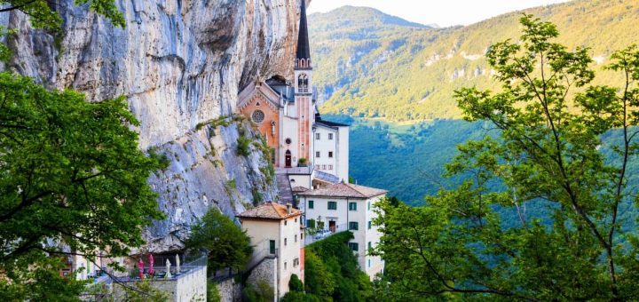 Santuario Madonna della Corona